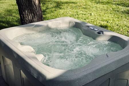 Hot Tub! The Blue Ridge Luxury Container Home Bellmead Eksteriør billede